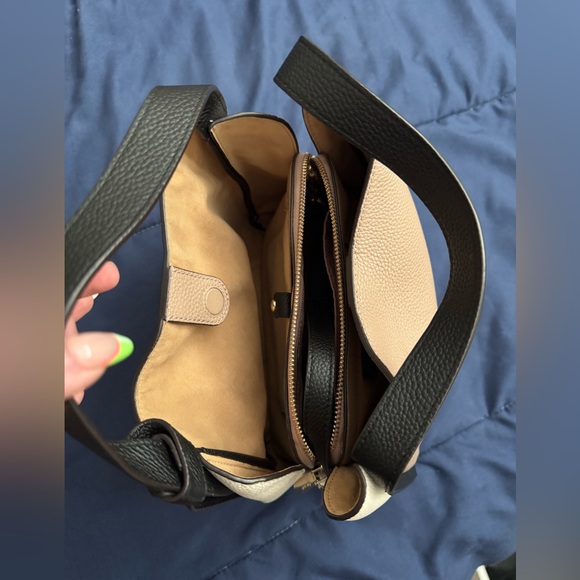 Kate Spade ♠️ Knott Colorblocked Medium Crossbody Tote - Picture 4 of 6